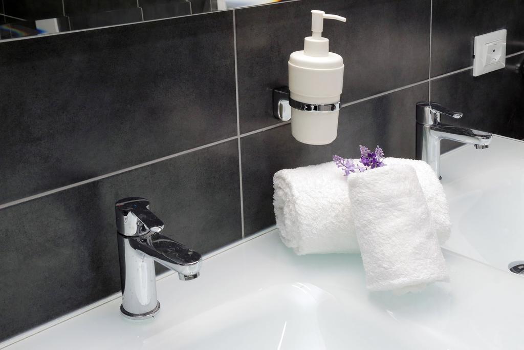 Valery Guest House Рим Екстериор снимка